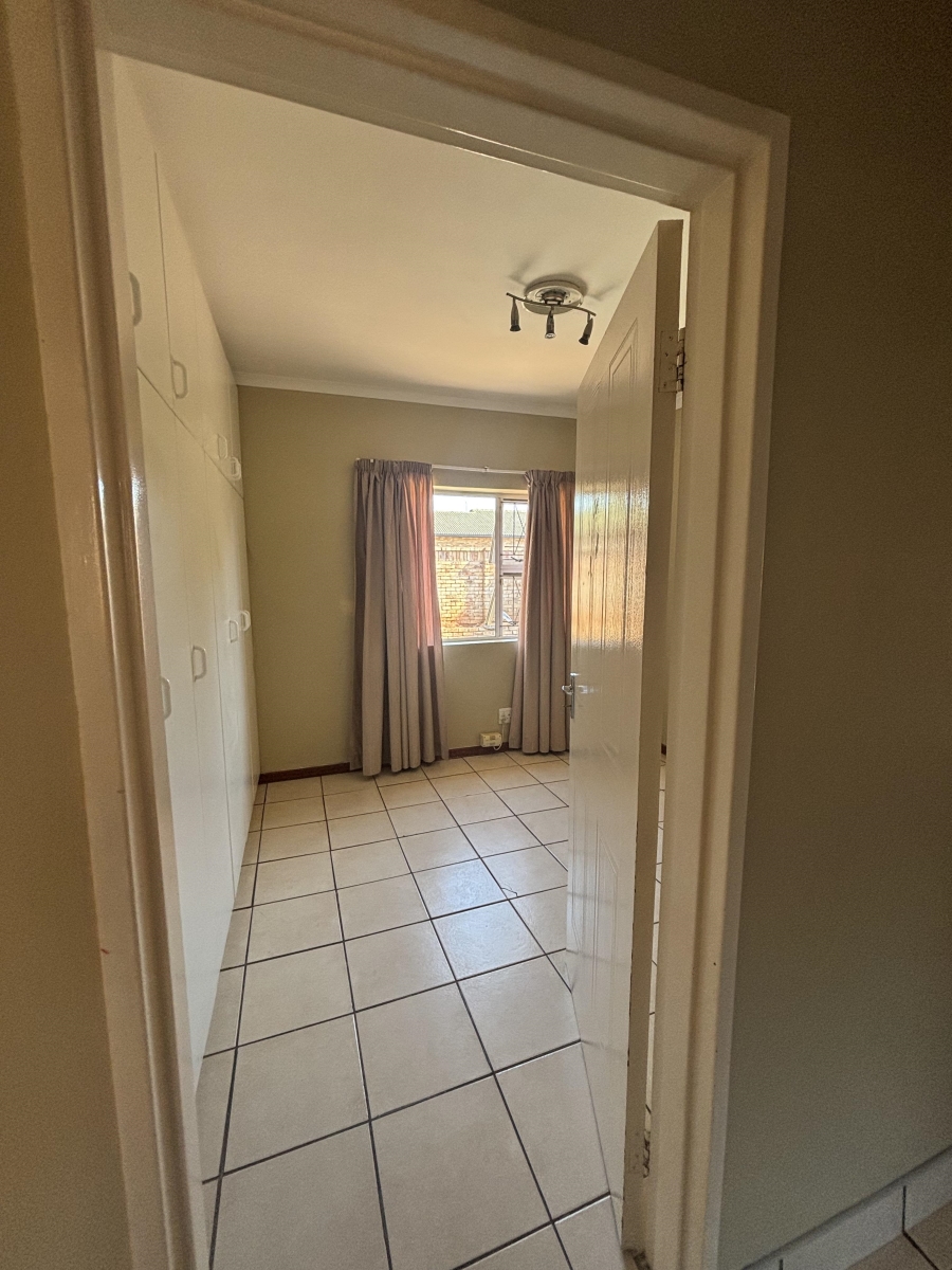 3 Bedroom Property for Sale in Summerstrand Eastern Cape